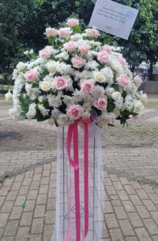 standing flower wedding jakarta standing flower duka cita jakarta standing flower decoration standing flower bali