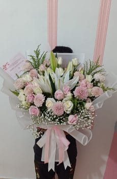 Hand Bouquet HB-010