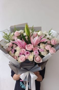 Hand Bouquet HB-017
